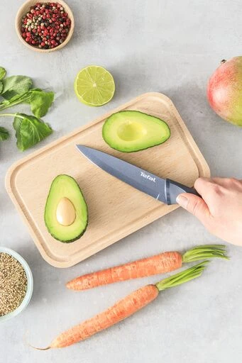 Tefal Fresh Kitchen Chef Knife With Cover 15Cm Titanium Non Stick Coating Ideal For Slicing &Amp; Chopping All Types Of Food High Performance Stainless Steel K1220304 6 Tefal Fresh Kitchen Chef Knife With Cover 15Cm Titanium Non Stick Coating Ideal For Slicing &Amp; Chopping All Types Of Food High Performance Stainless Steel K1220304