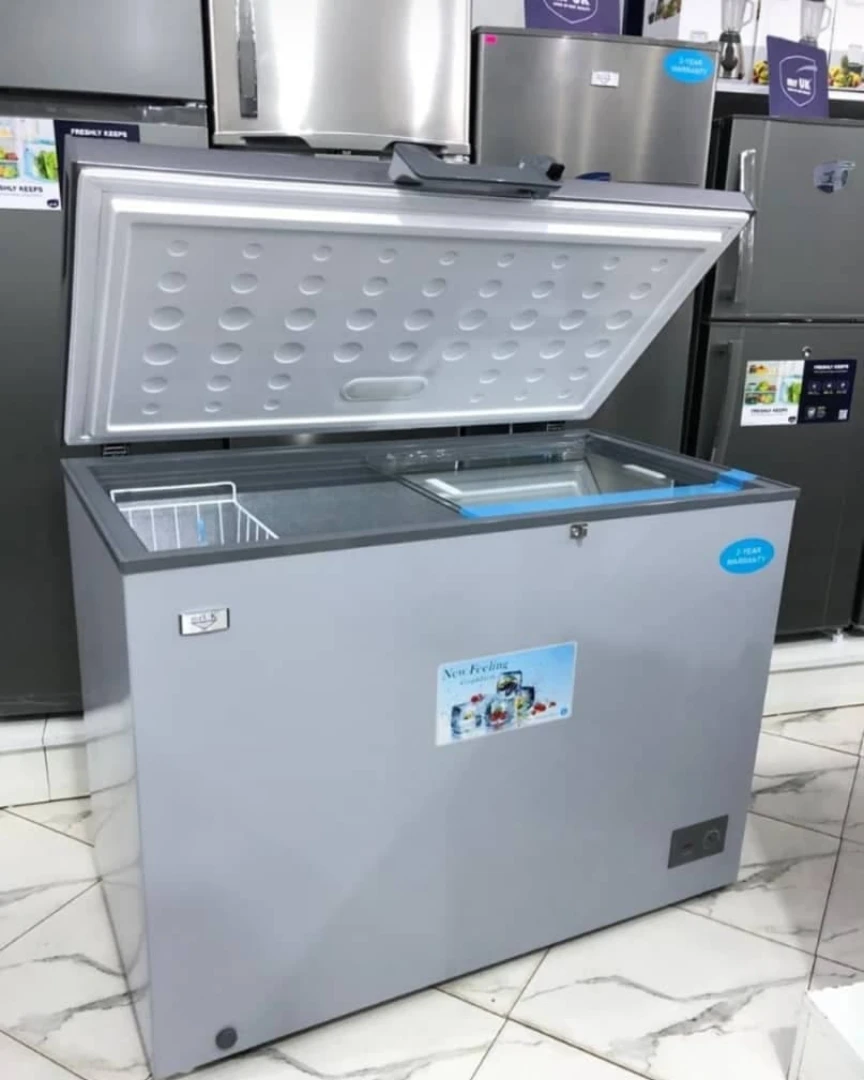 Mr Uk Deep Freezer 250L Uk-125 - Jl750L 1 Mr Uk Deep Freezer 250L Uk-125 - Jl750L