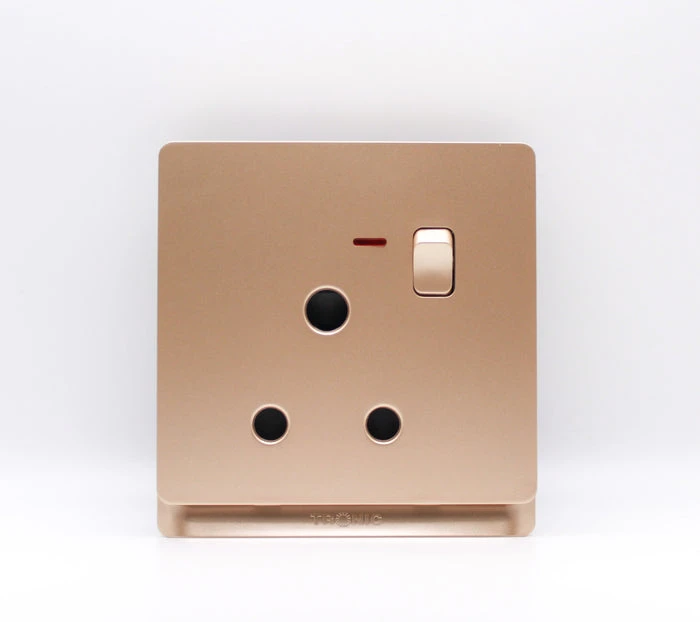 Tronic Single Socket 15A 1 Tronic Single Socket 15A