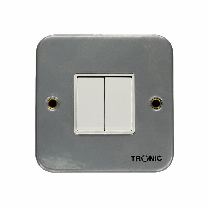 Tronic Metal Clad 2 Gang 2 Way Switch 1 Tronic Metal Clad 2 Gang 2 Way Switch